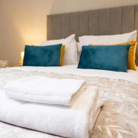 Apartment Centenary House Leeds (West Yorkshire)