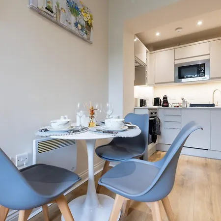 Centenary House Leeds (West Yorkshire)